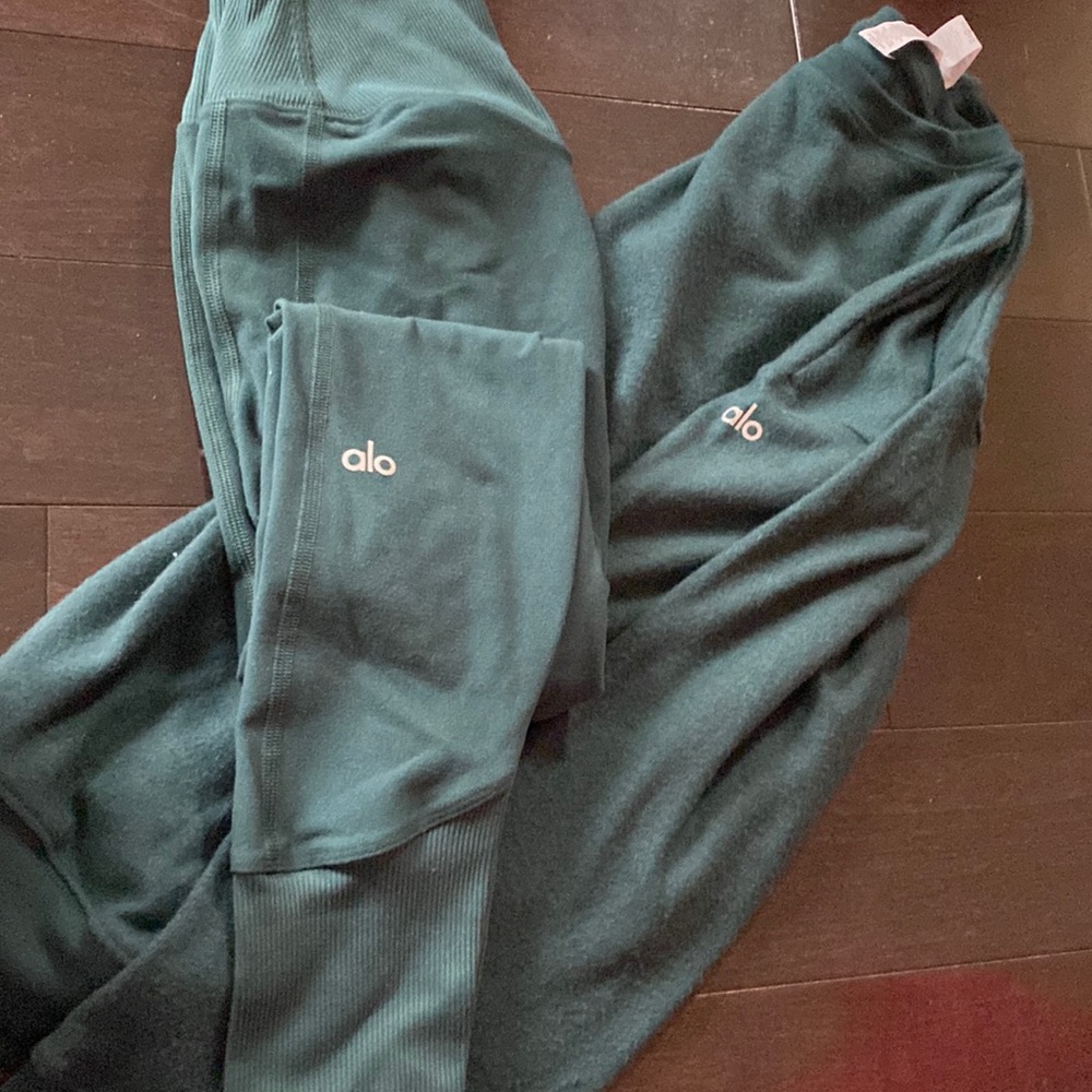 Emerald green ALO matching set!💚